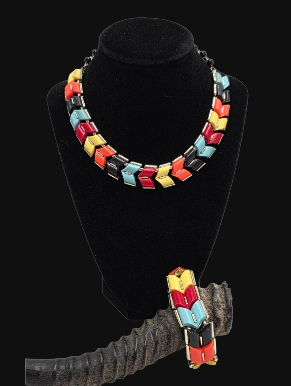 1950's Vintage Coro Thermoset Necklace & Bracelet Set • Colorful Chevron Links - Picture 1 of 9